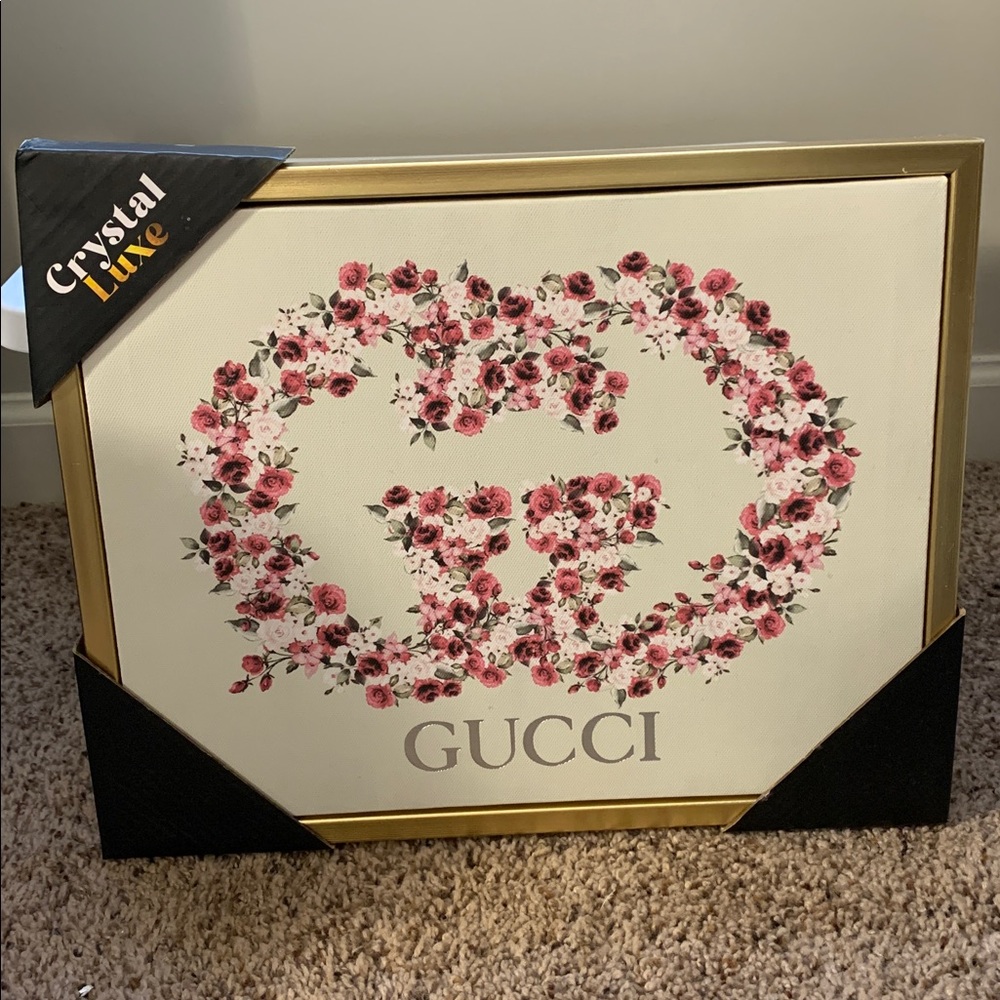 FASHION INSPIRED Luxury Flowers Picture with Gold Frame